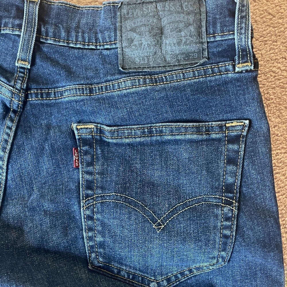 Levi's Men's Denim Straight Leg Medium DarkWash Waterless Jeans  34"x29" - Picture 2 of 4